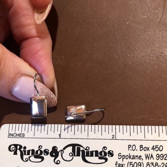 Nine West small silver puffed rectangle earring minimalist an modern high polish - Picture 1 of 6
